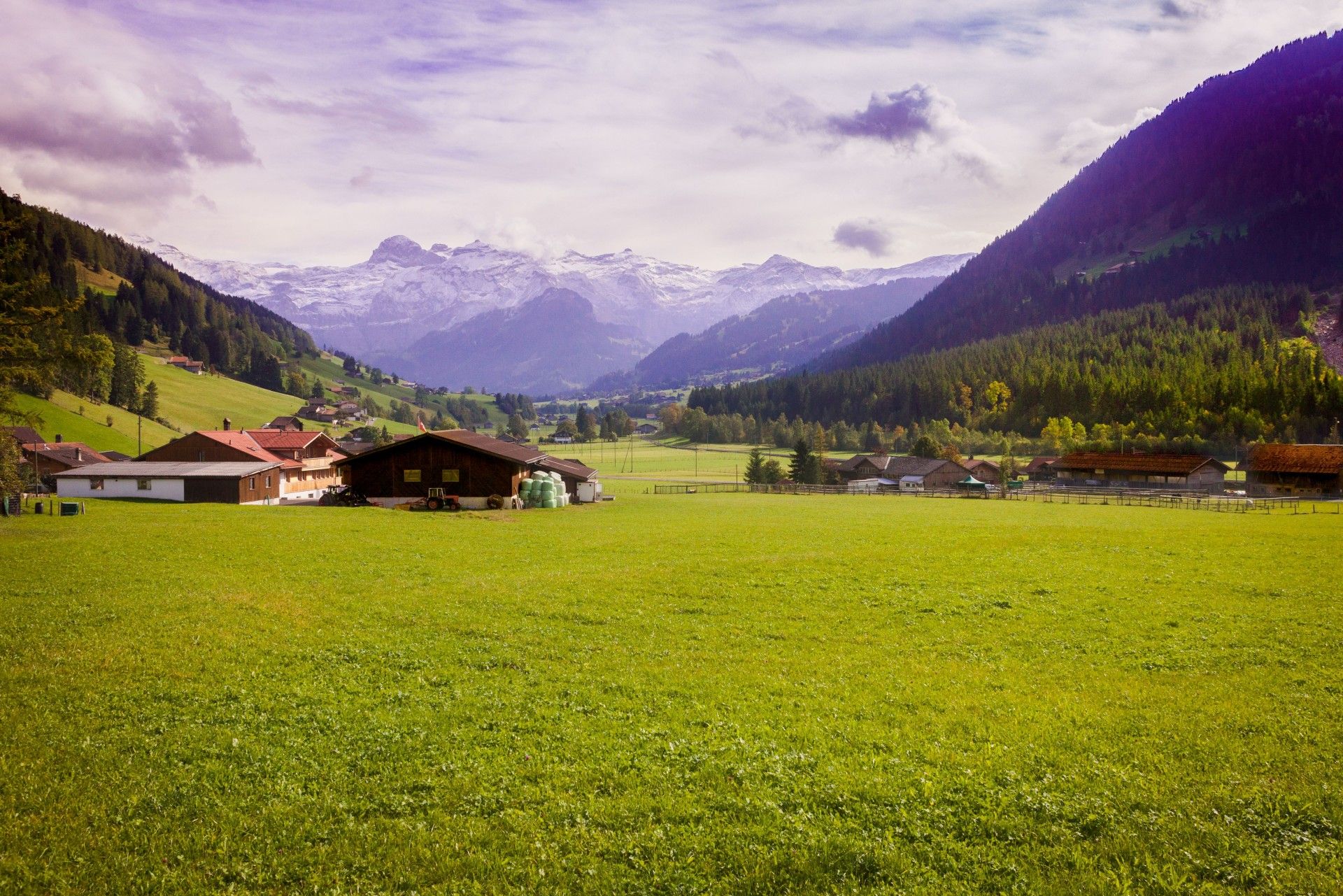 Landscape of Obersimmental valley, Wildstrublel Mountains.jpg